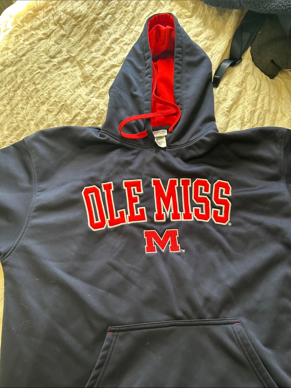 Ole Miss Navy & Red Pullover Hooded Sweatshirt
